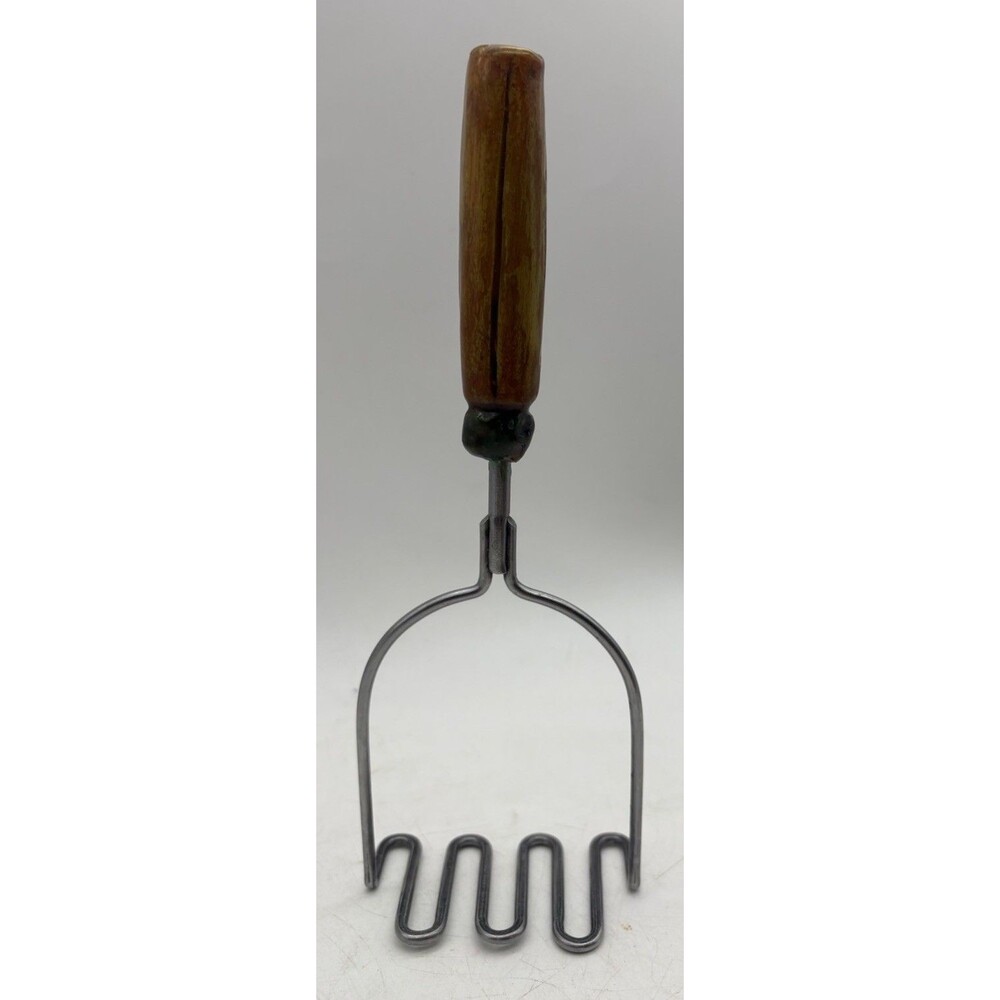 Vintage Potato Masher Wood Handle Metal Wire Kitchen Utensil Farmhouse